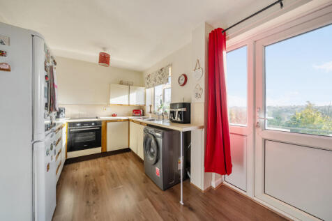 1372946-15-6900d7...