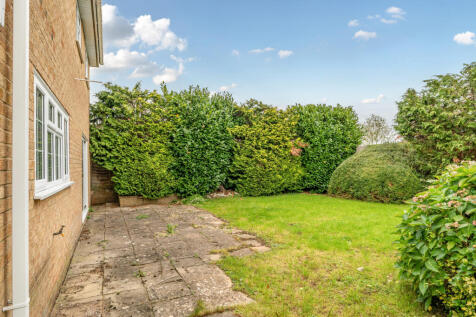 1372890-3-69035ba...