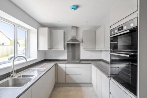 1375475-5-6909cee...