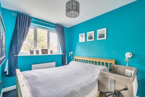 1376401-10-690b67...