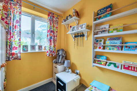 1376401-9-690b67a...