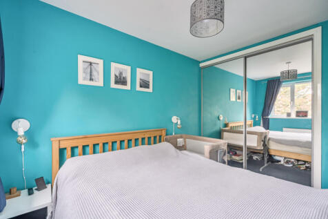 1376401-11-690b67...