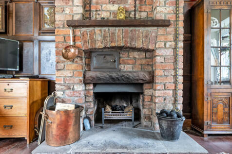 1381096-9-69147b4...