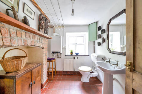 1381096-12-69147b...