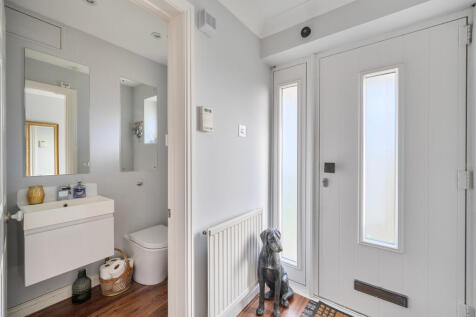 1382859-11-691dd0...