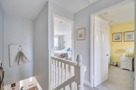 1382859-24-691de1...