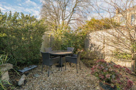 1382859-2-691dcdb...