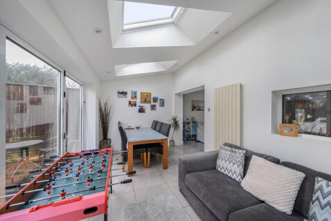 1387112-15-69400b...