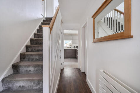 1387112-16-69400b...