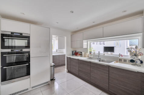 1387112-11-69400a...