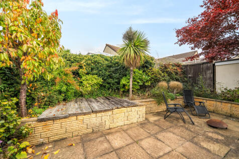 1370061-6-68f24fc...