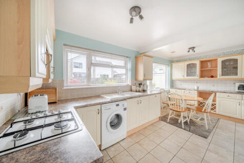 1371767-13-68f63b...