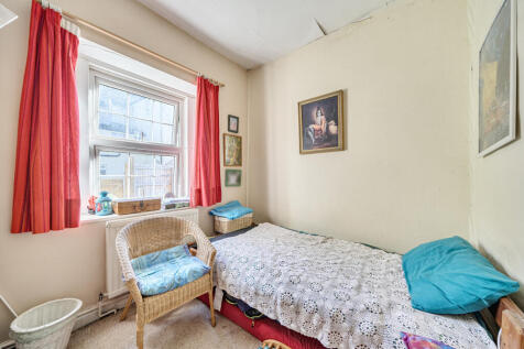 1359442-11-68dd4a...