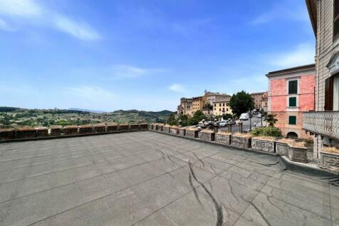 Lobby roof terrace