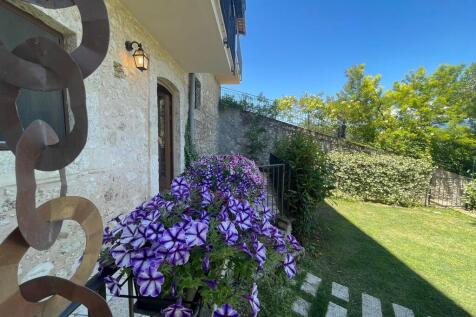 Property Image 24