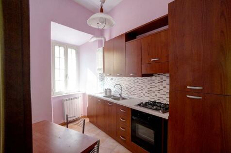 Kitchen +dining area