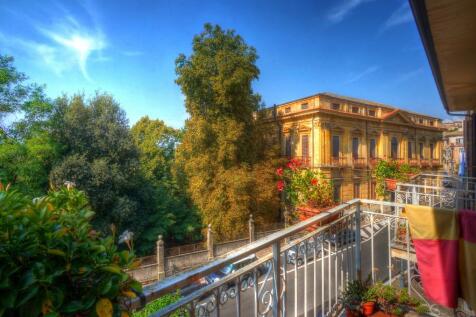 Living Room Balcony