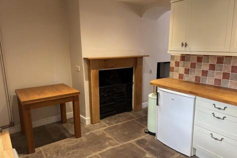 Kitchen / Breakfast Room