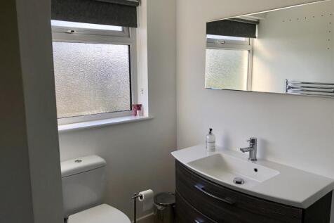 En-suite 1.jpeg