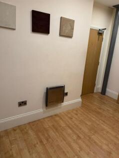 Hallway.jpg