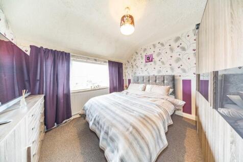 8 cliftonville bedroom 3.jpg