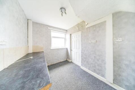85 Bretherton Road morning room.jpg