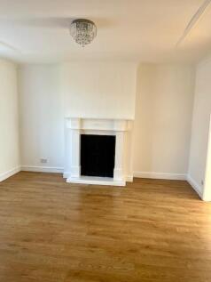 144 Stockbridge Lane lounge.JPG