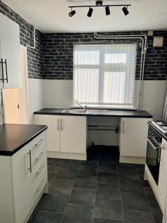 144 Stockbridge Lane kitchen.JPG