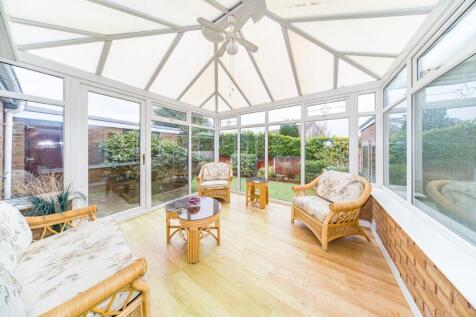 20 Ashton Avenue conservatory.jpg