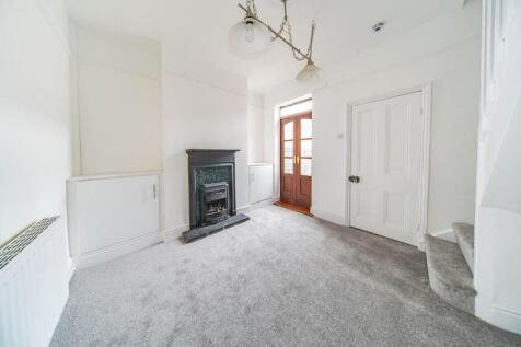 46 Columbia Road sitting room.jpg