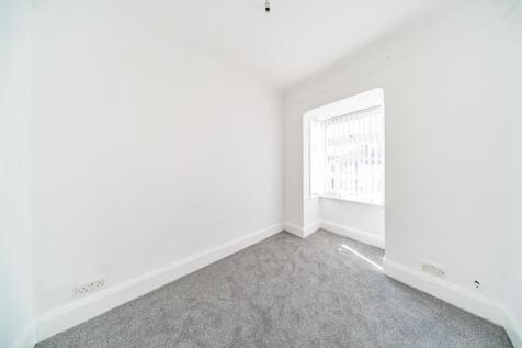6-Hillcrest-Avenue-30.jpg