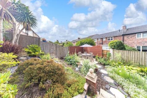 34 Manchester Road garden.jpg