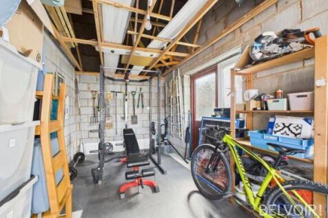 Garage.jpeg