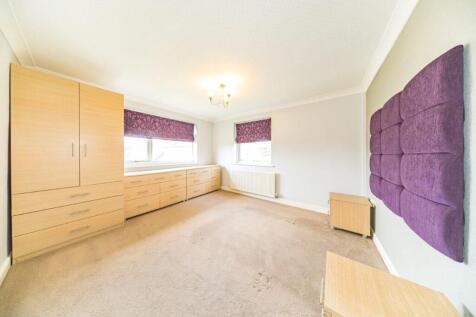 38 Egerton Road bedroom 1.jpg