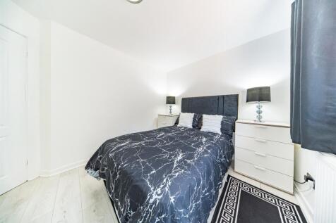 66-Bardley-Crescent-41.jpg