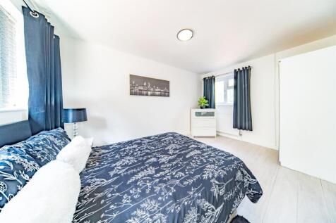66-Bardley-Crescent-38.jpg