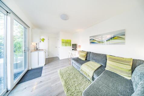 66-Bardley-Crescent-53.jpg