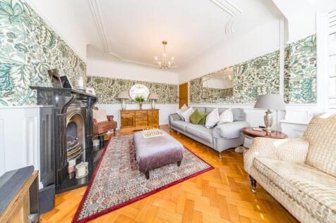 100 bluebell lane lounge 2.jpg
