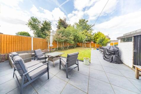 100 bluebell lane garden.jpg