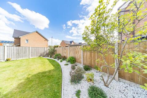 42-Berrywood-Drive-37.jpg