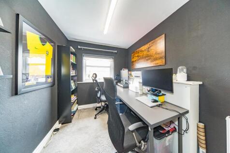 2-Cartmel-Drive-42.jpg