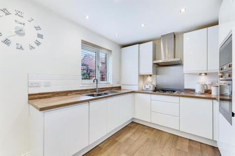 12 Atherton Drive-20.jpg