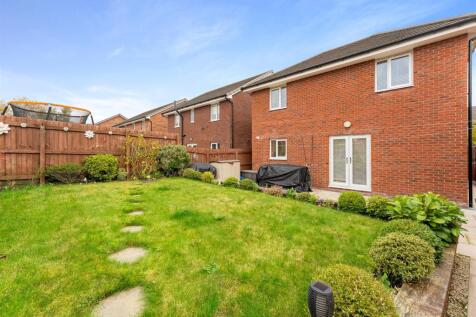 12 Atherton Drive-34.jpg