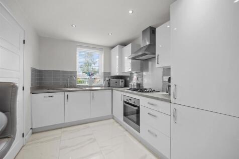 12 Springwell Avenue-11.jpg