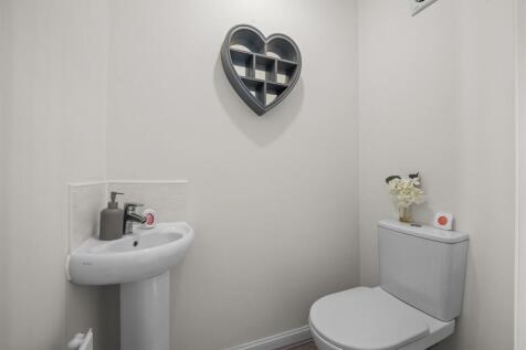 12 Springwell Avenue-1.jpg