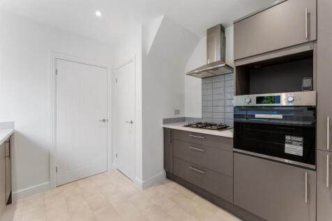 1 bryer road kitchen 2.jpg