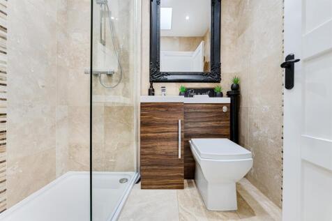 100 Tithebarn Road shower room.jpg