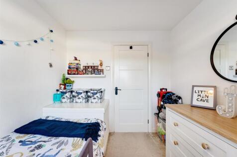 10 Tithebarn Road bedroom 3 2.jpg