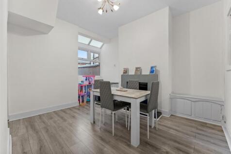 200 Warrington Road dining room.jpg