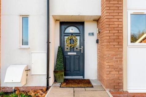 6 Lark Hill Court-4.jpg